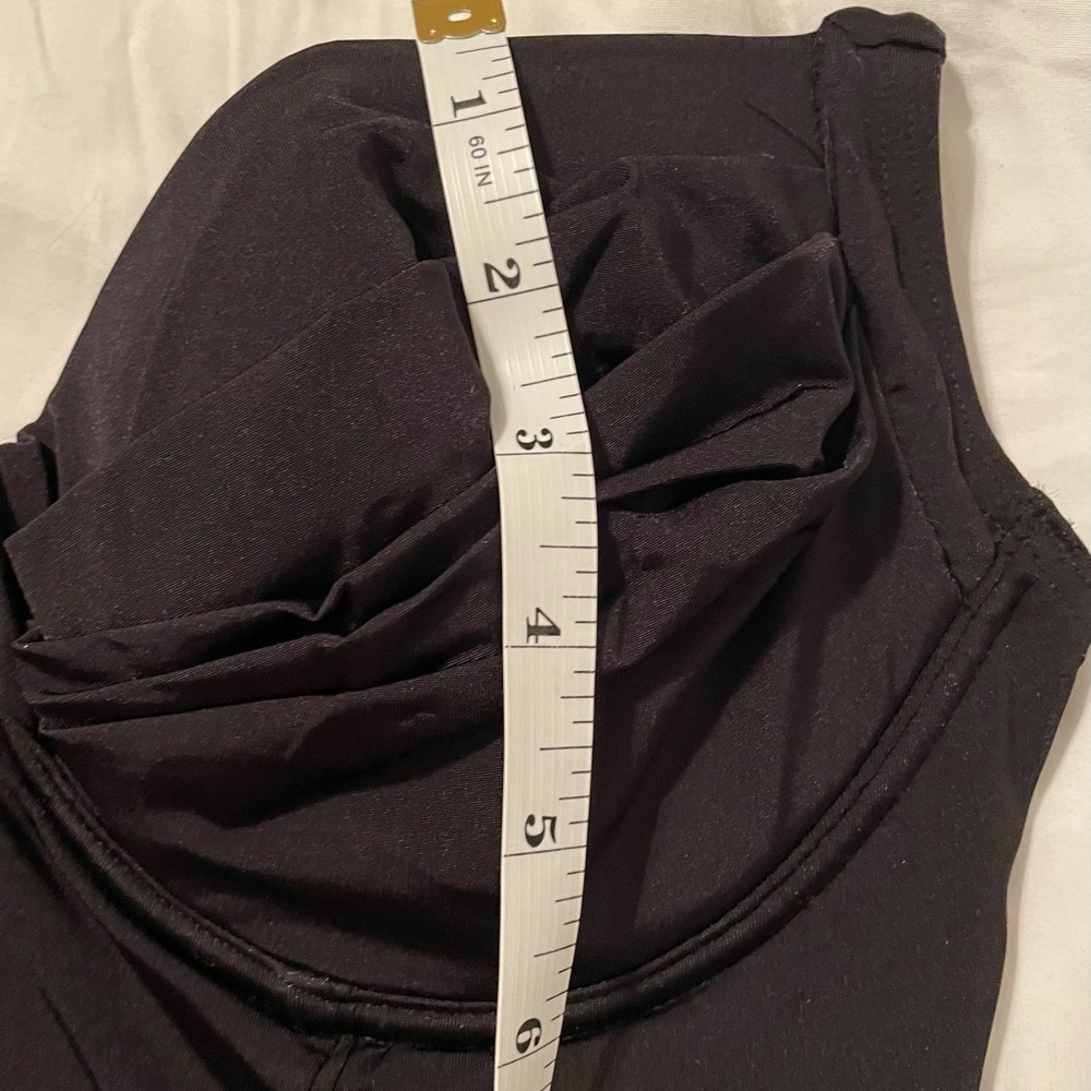 Robyn Lawley black ruched one piece swimsuit - Picture 4 of 6